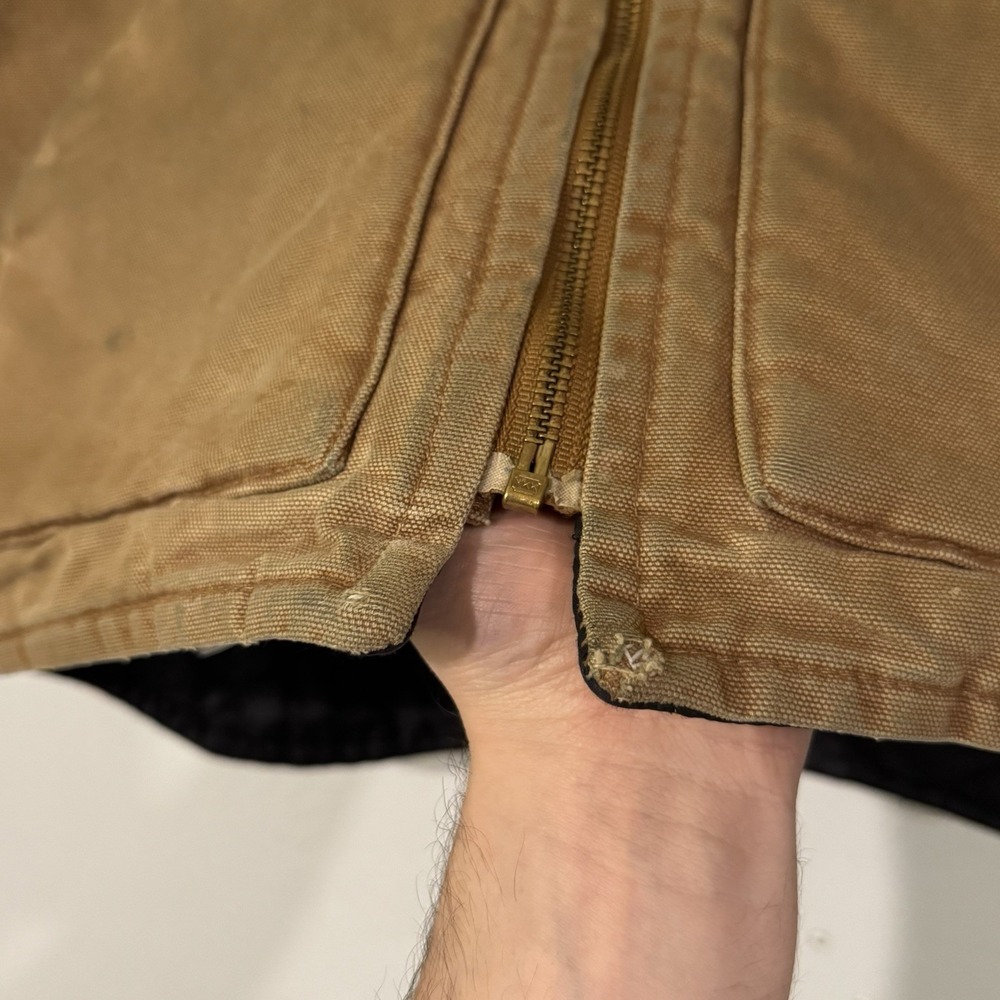 Vintage Carhartt V02 BRN Sandstone Arctic Quilt Lined Duck Vest Mens Small Brown - Picture 3 of 7